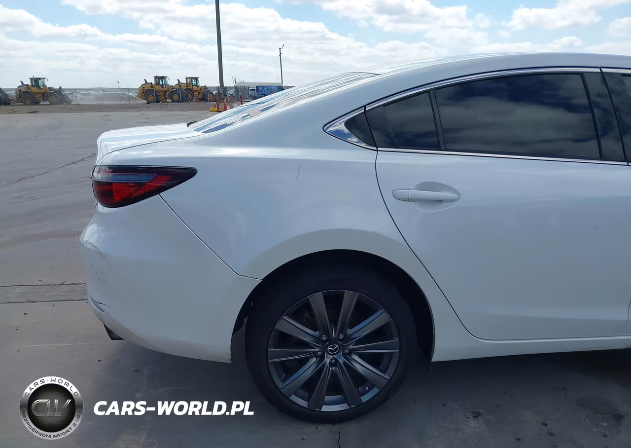 2020 Mazda Mazda6 Touring VIN:JM1GL1VM3L1512857 - 18