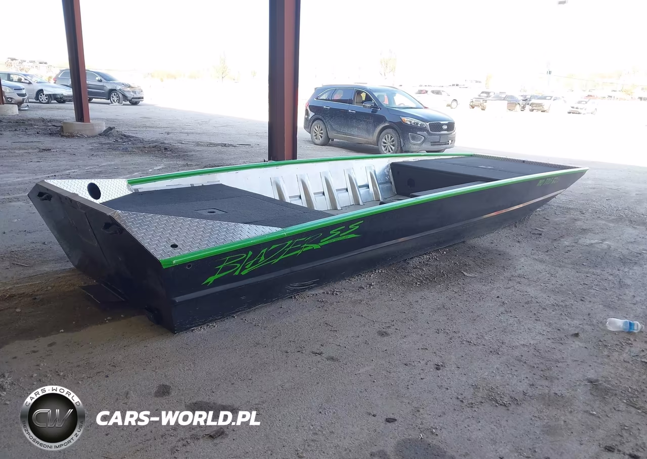 2018 Blazer Boat VIN:00000CJT24847E818 - 4
