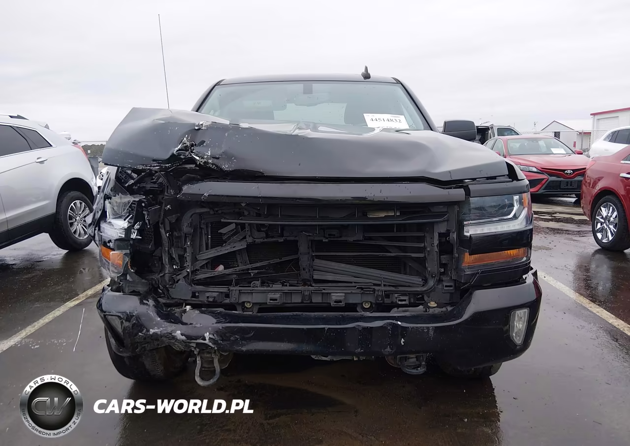 2018 Chevrolet Silverado 1500 2Lt VIN:3GCUKREC3JG400165 - 12