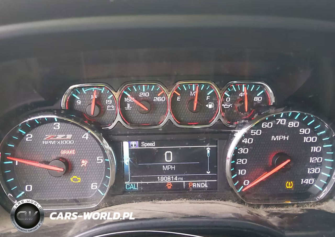 2018 Chevrolet Silverado 1500 2Lt VIN:3GCUKREC3JG400165 - 7