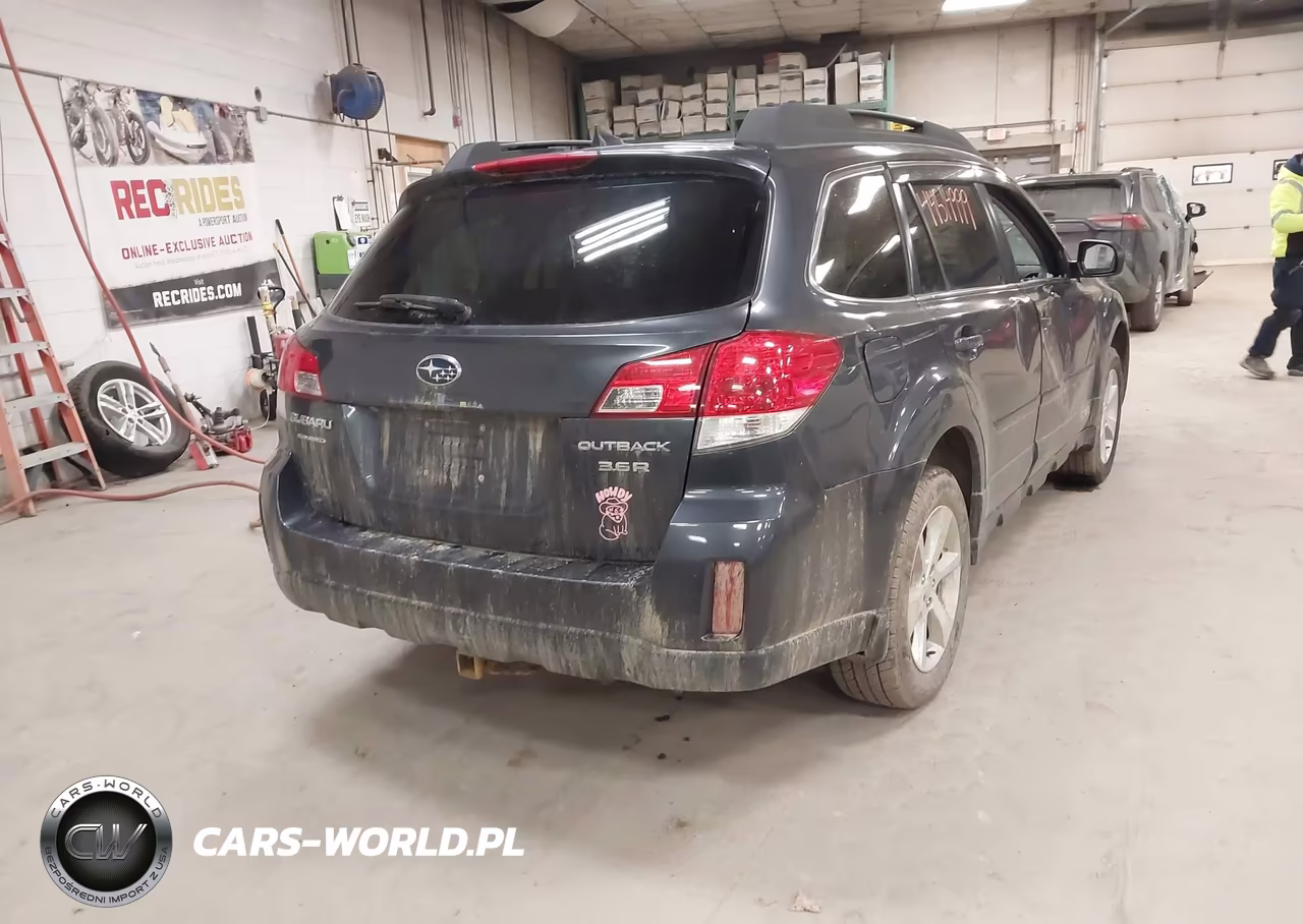 2013 Subaru Outback 3.6R Limited VIN:4S4BRDPC6D2214261 - 4