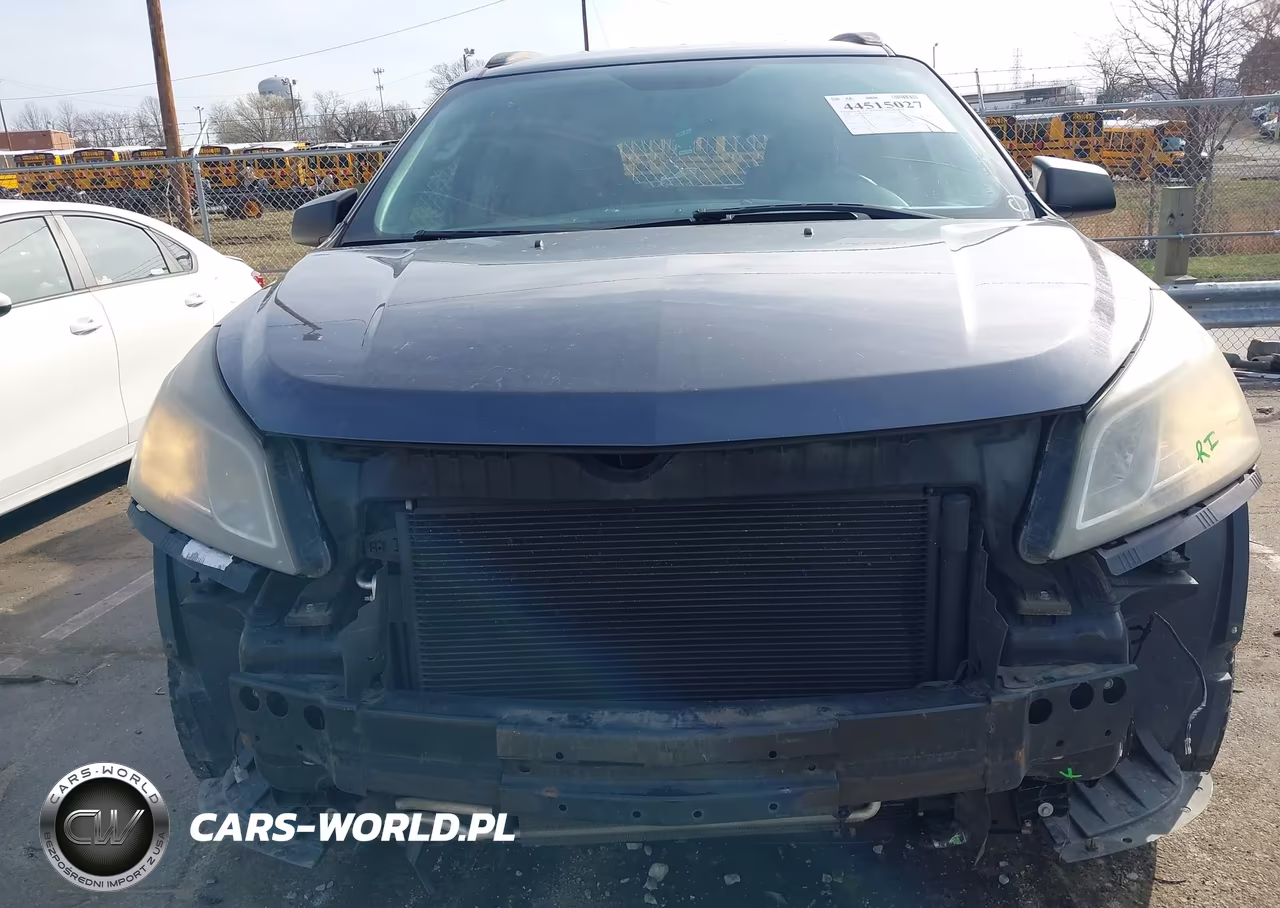 2014 Chevrolet Traverse Ls VIN:1GNKRFKD6EJ150172 - 6