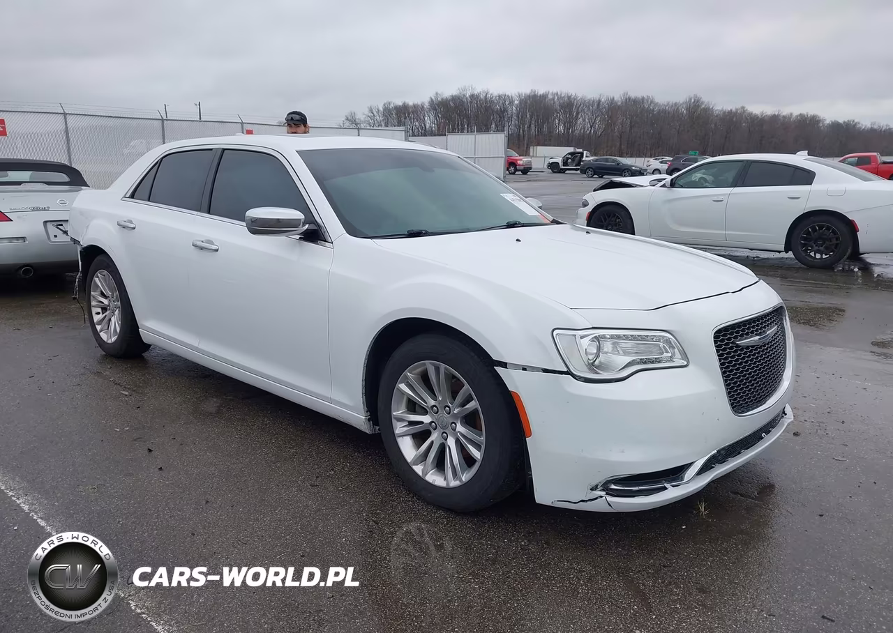 2016 Chrysler 300C