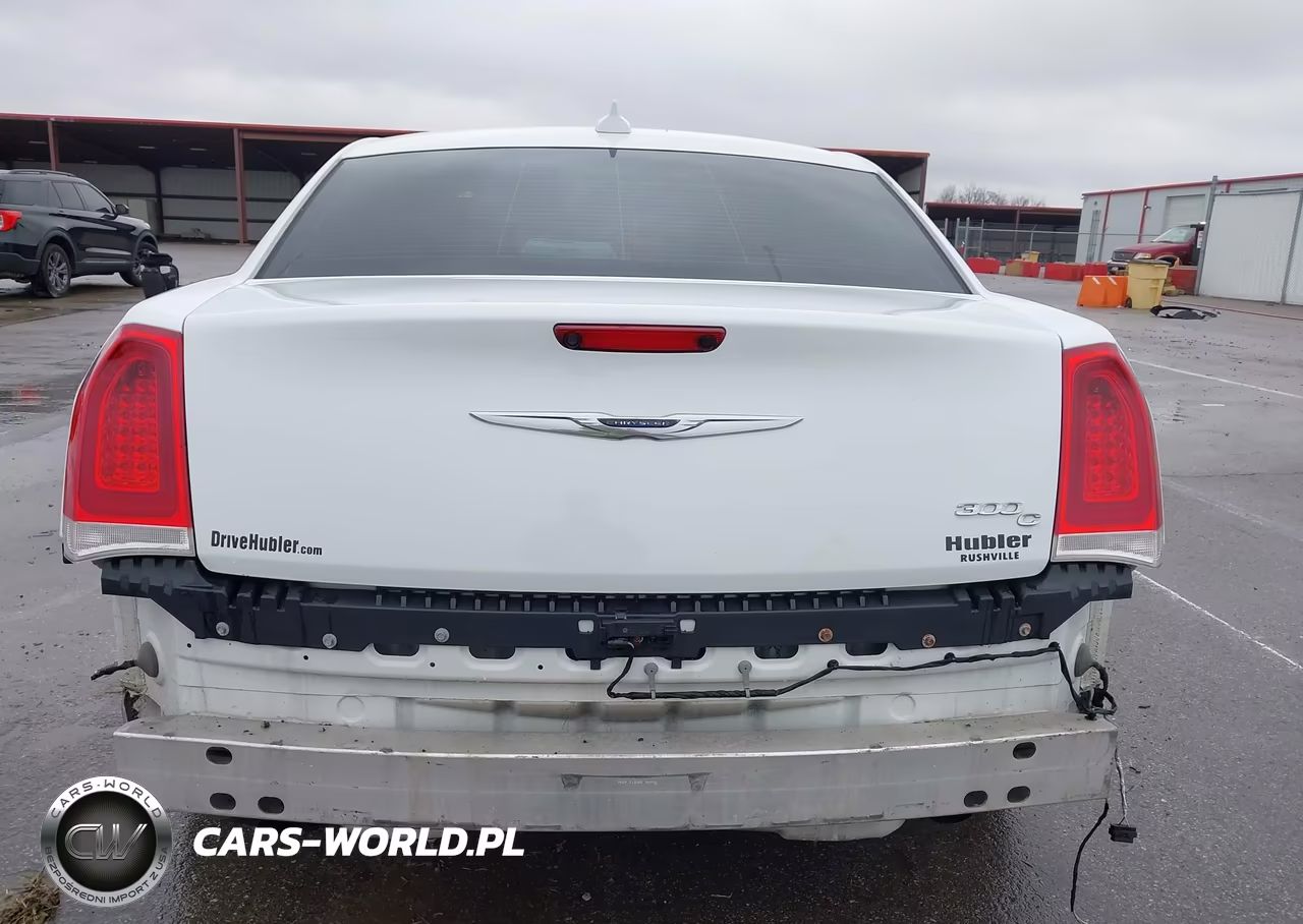 2016 Chrysler 300C VIN:2C3CCAEG6GH212184 - 17