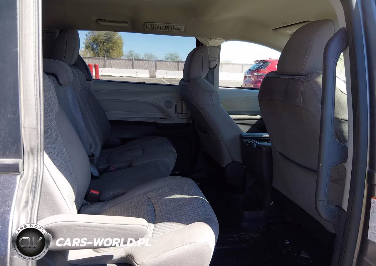 2021 Toyota Sienna Le VIN:5TDKRKEC1MS042709 - 8