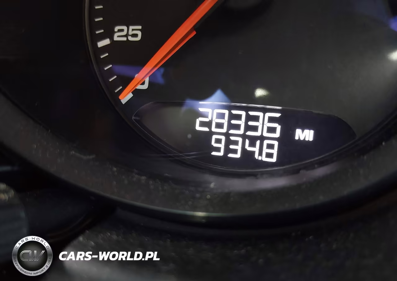 2020 Porsche Macan S VIN:WP1AB2A59LLB32387 - 15