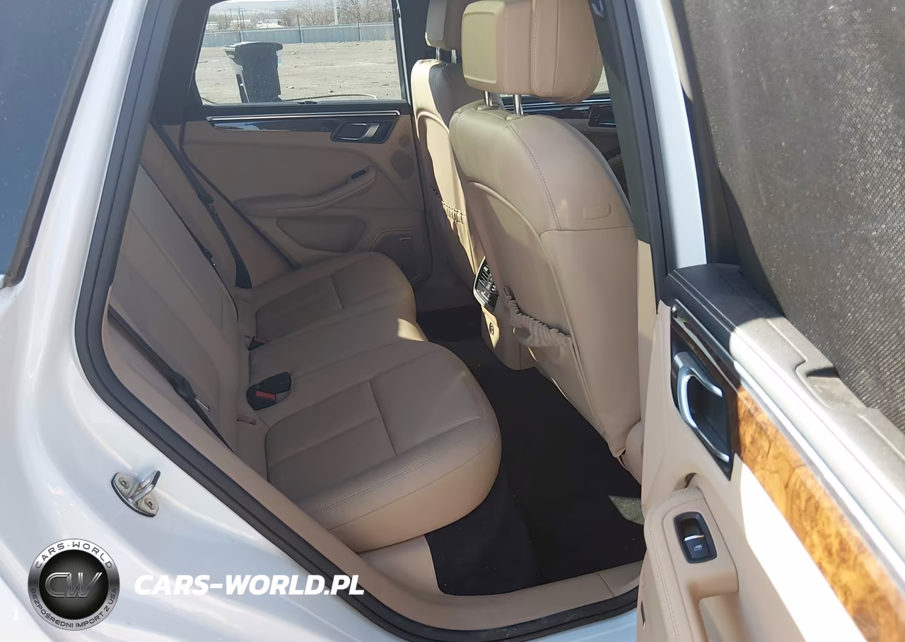 2020 Porsche Macan S VIN:WP1AB2A59LLB32387 - 8
