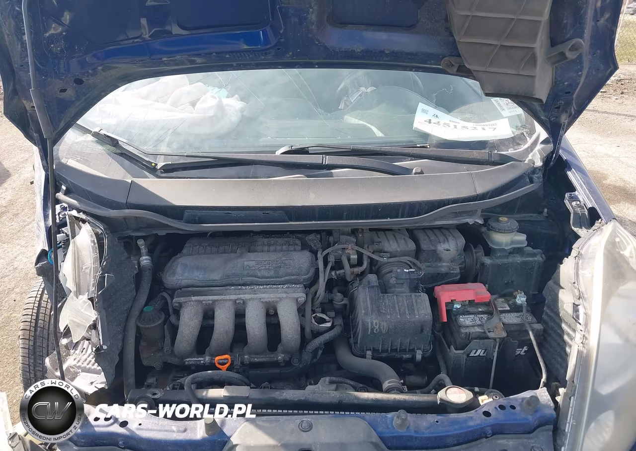 2013 Honda Fit Sport VIN:JHMGE8H51DC068213 - 10