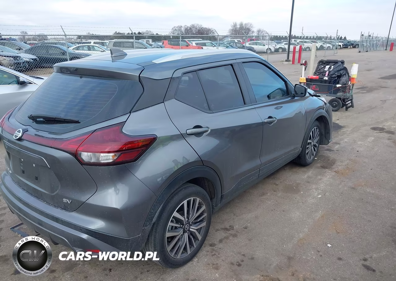 2021 Nissan Kicks Sv Xtronic Cvt VIN:3N1CP5CV4ML498924 - 4