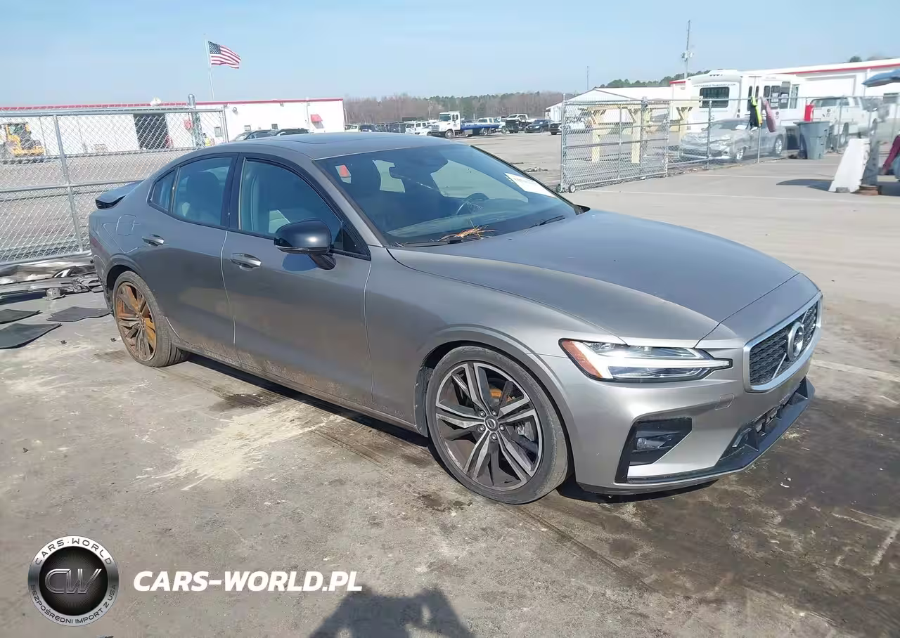 2020 Volvo S60 T6 R-Design