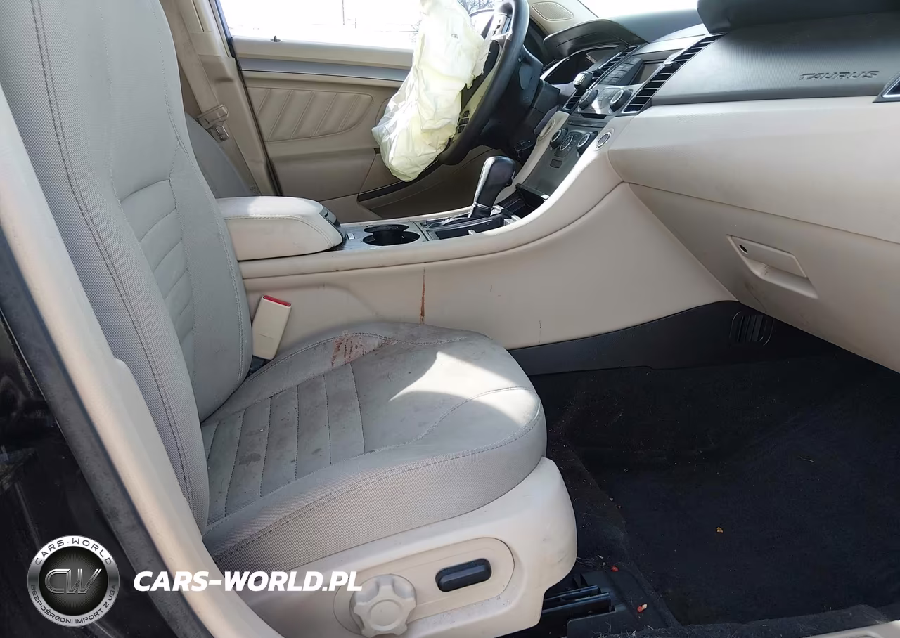2017 Ford Taurus Se VIN:1FAHP2D8XHG130452 - 5