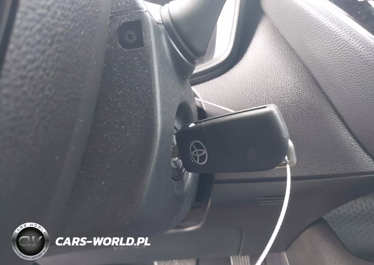 2021 Toyota Corolla Le VIN:5YFEPMAE9MP217643 - 11