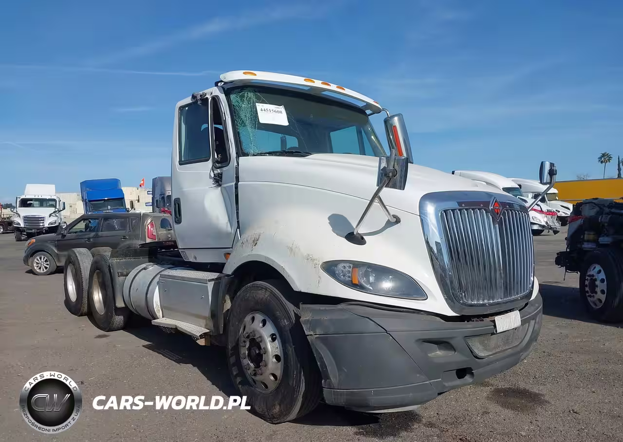 2017 International Prostar+
