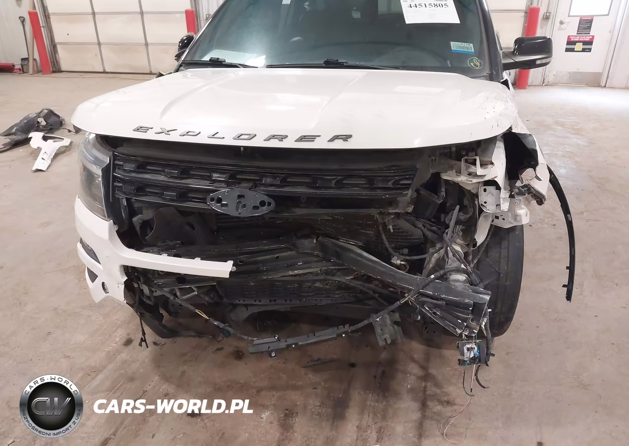 2017 Ford Explorer Sport VIN:1FM5K8GT4HGA28509 - 6