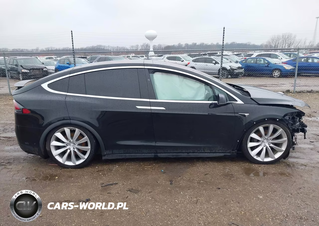 2017 Tesla Model X 100D-75D-90D VIN:5YJXCAE20HF055308 - 14