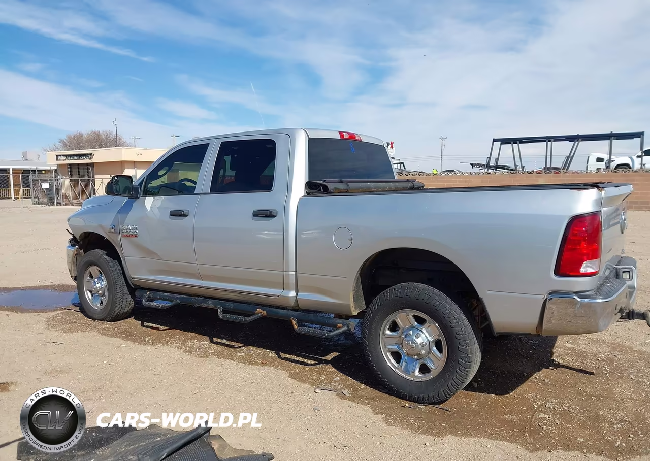 2015 Ram 2500 Tradesman VIN:3C6UR5CL2FG655301 - 14