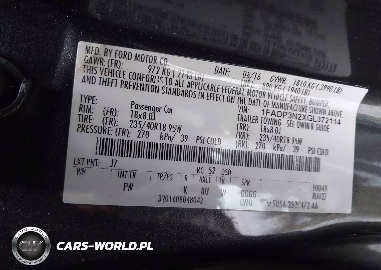 2016 Ford Focus Titanium VIN:1FADP3N2XGL372114 - 9