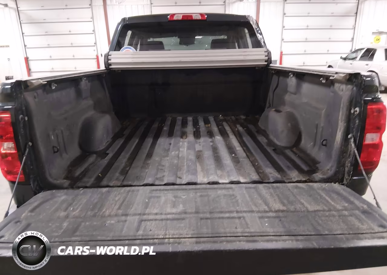 2018 Chevrolet Silverado 1500 1Lt VIN:3GCUKREC7JG371110 - 13