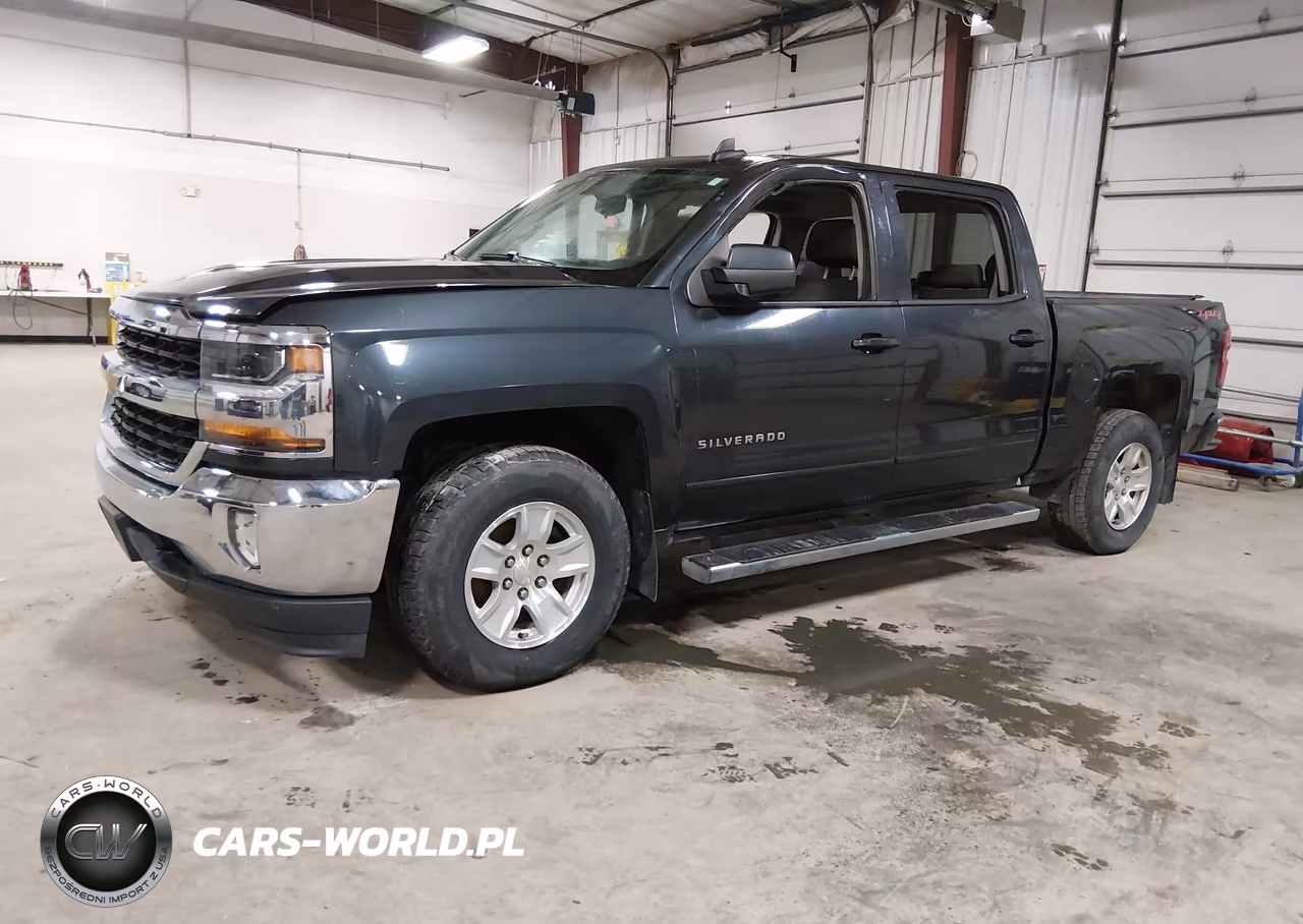 2018 Chevrolet Silverado 1500 1Lt VIN:3GCUKREC7JG371110 - 2
