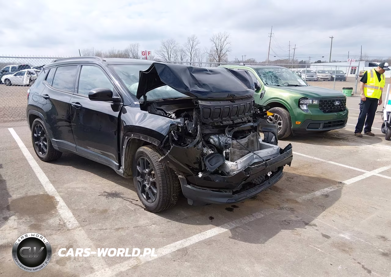 2022 Jeep Compass Altitude Fwd
