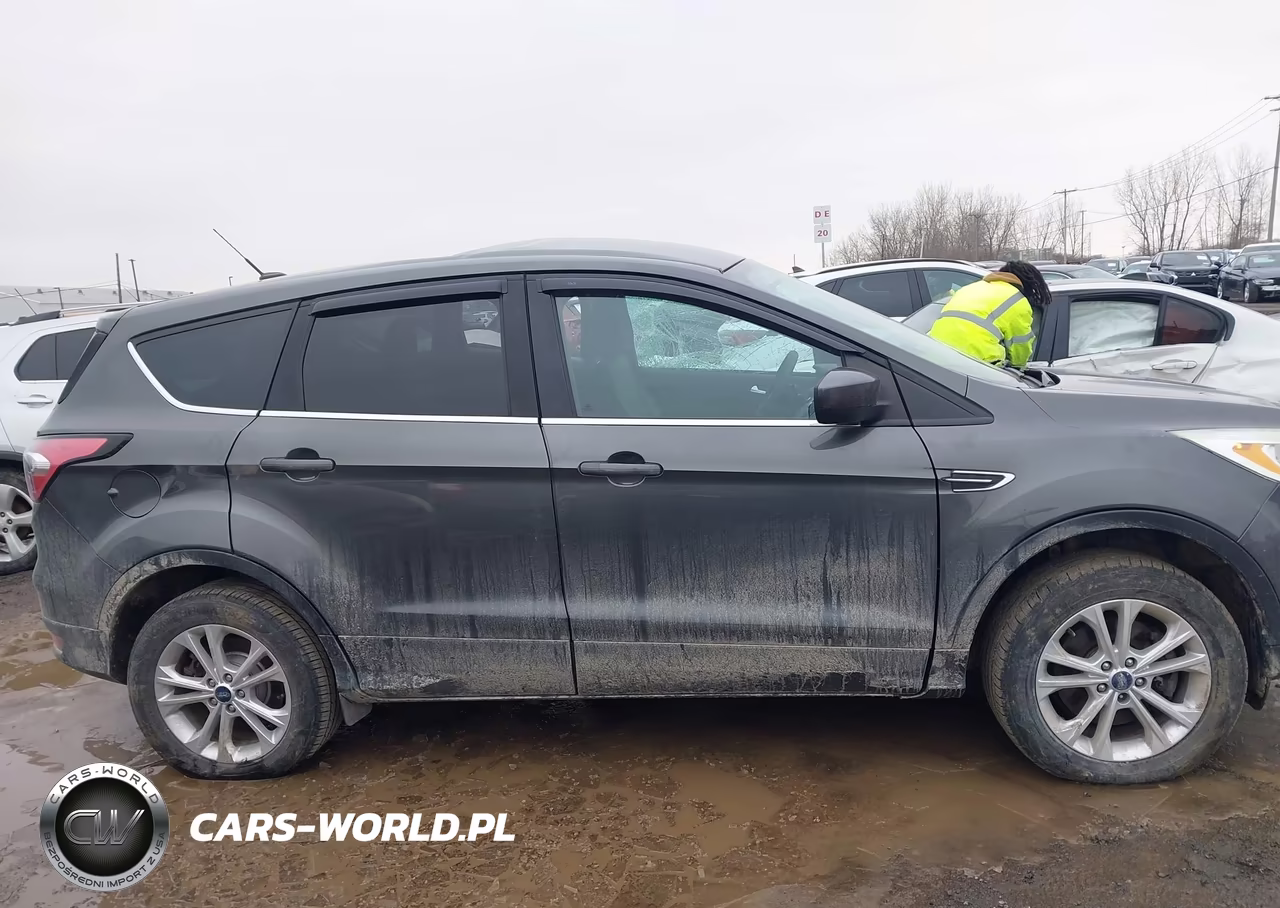2017 Ford Escape Se VIN:1FMCU9GD1HUD33208 - 14