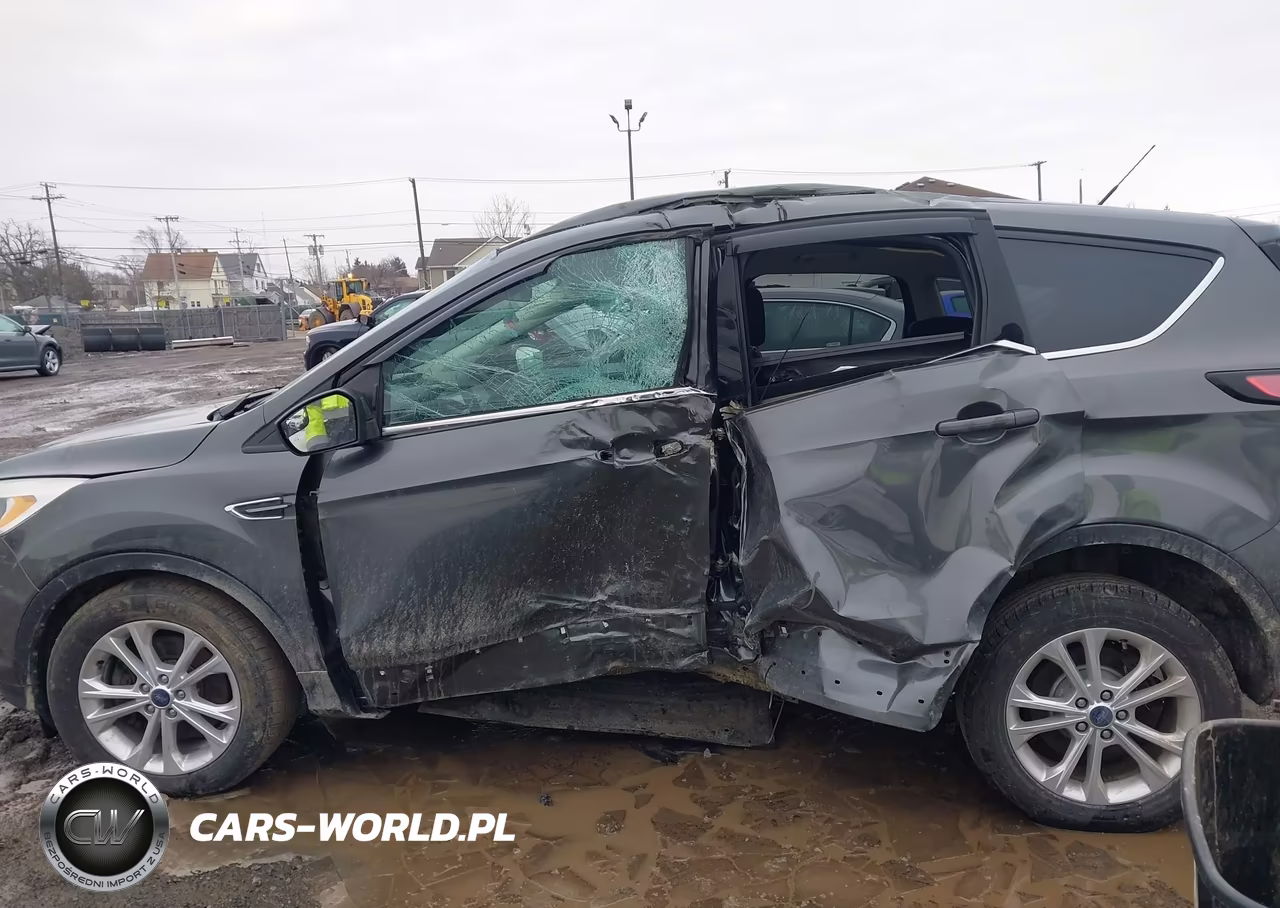2017 Ford Escape Se VIN:1FMCU9GD1HUD33208 - 15