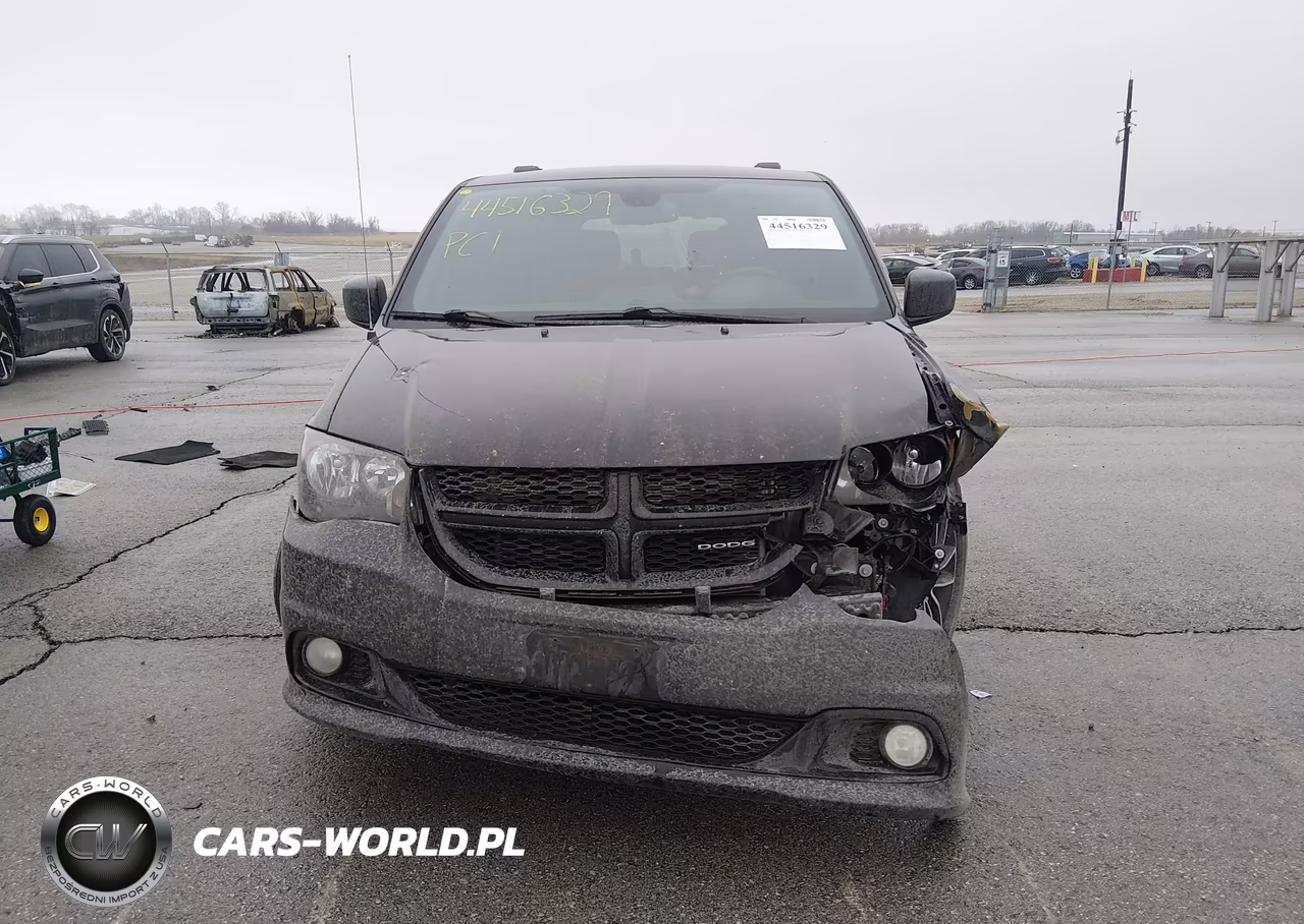 2018 Dodge Grand Caravan Gt VIN:2C4RDGEG5JR344845 - 12