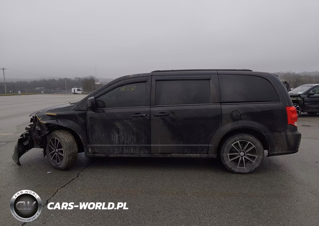 2018 Dodge Grand Caravan Gt VIN:2C4RDGEG5JR344845 - 14