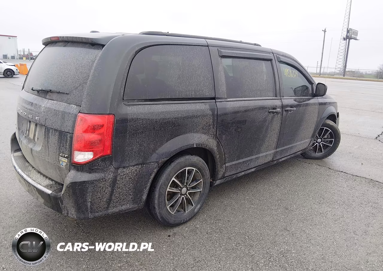 2018 Dodge Grand Caravan Gt VIN:2C4RDGEG5JR344845 - 4