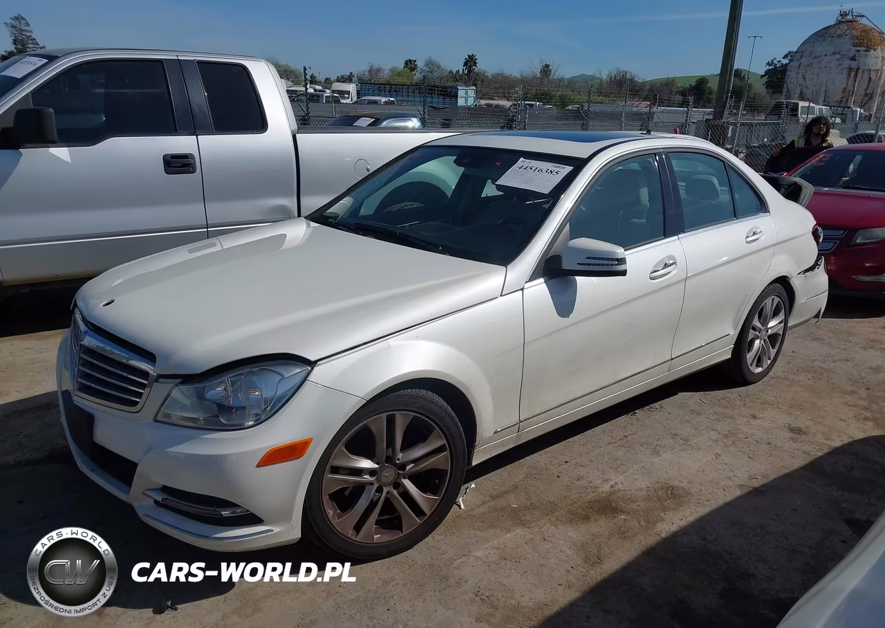 2014 Mercedes-Benz C 250 Luxury VIN:WDDGF4HB6EA965818 - 2