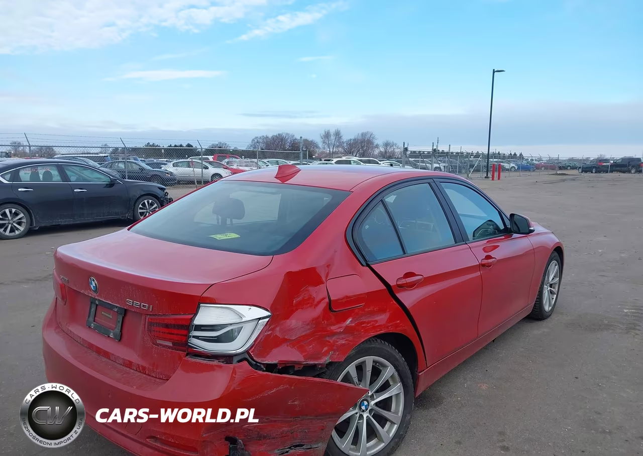 2016 BMW 320I xDrive VIN:WBA8E5G53GNU20252 - 4