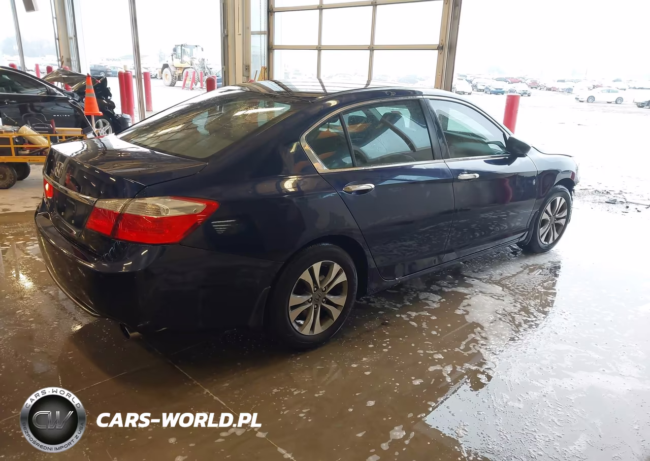 2015 Honda Accord Lx VIN:1HGCR2F38FA028682 - 4