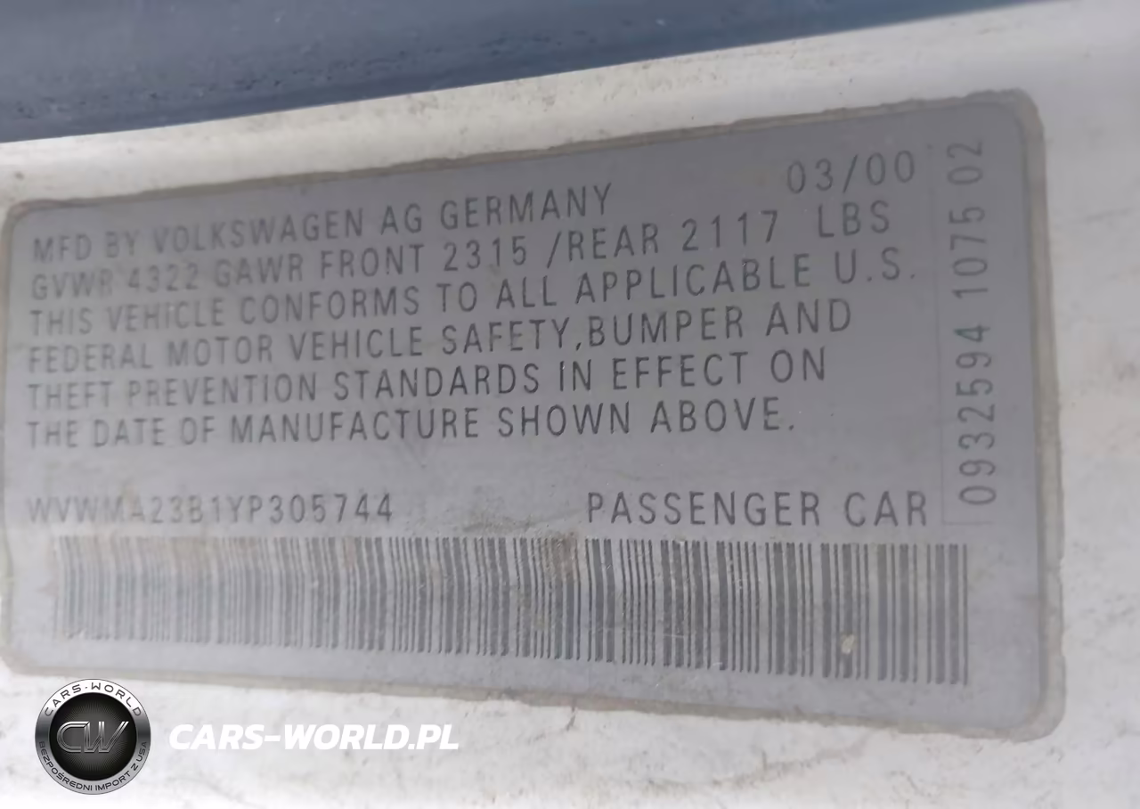 2000 Volkswagen Passat Gls VIN:WVWMA23B1YP305744 - 9
