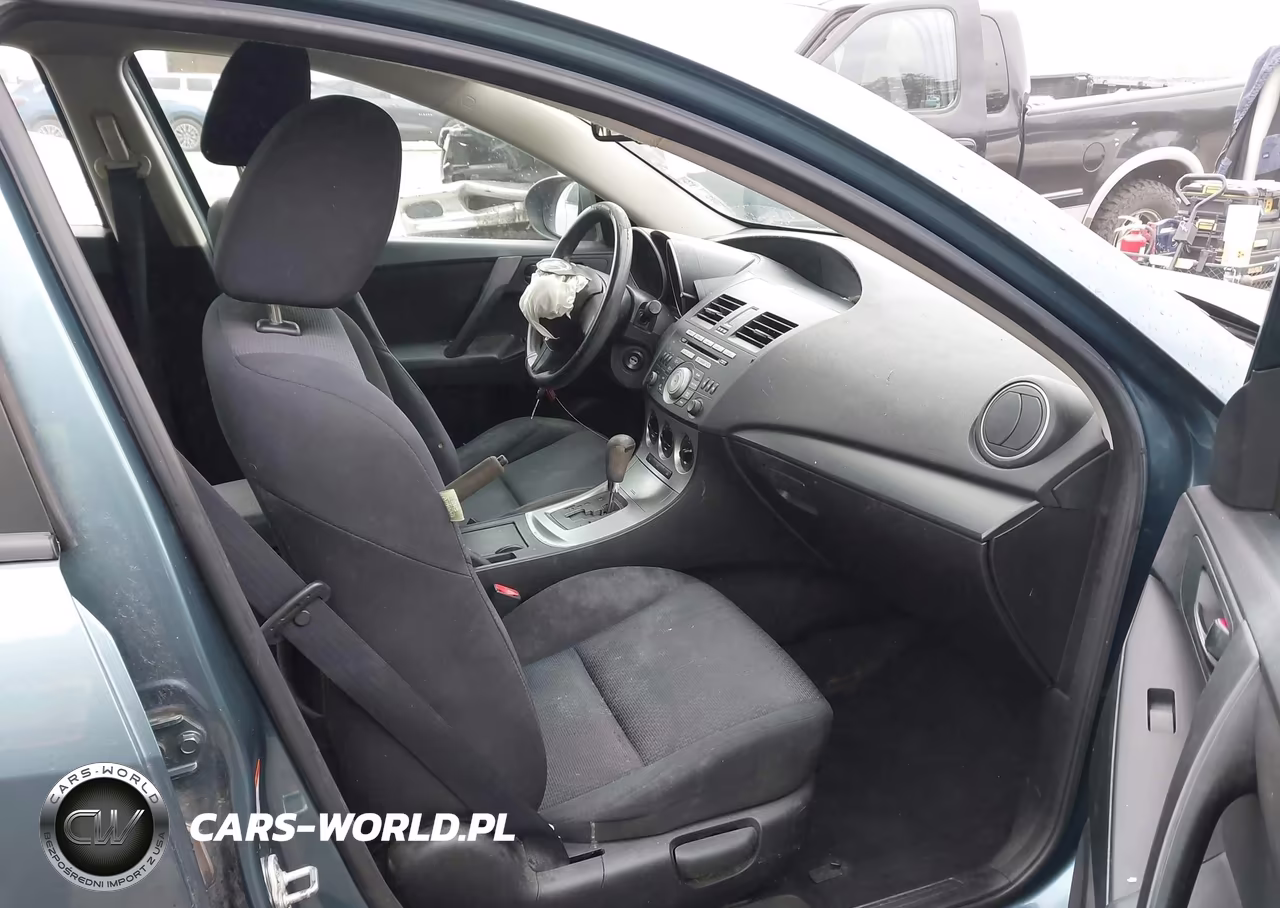 2010 Mazda Mazda3 I Sport VIN:JM1BL1SG1A1155443 - 18