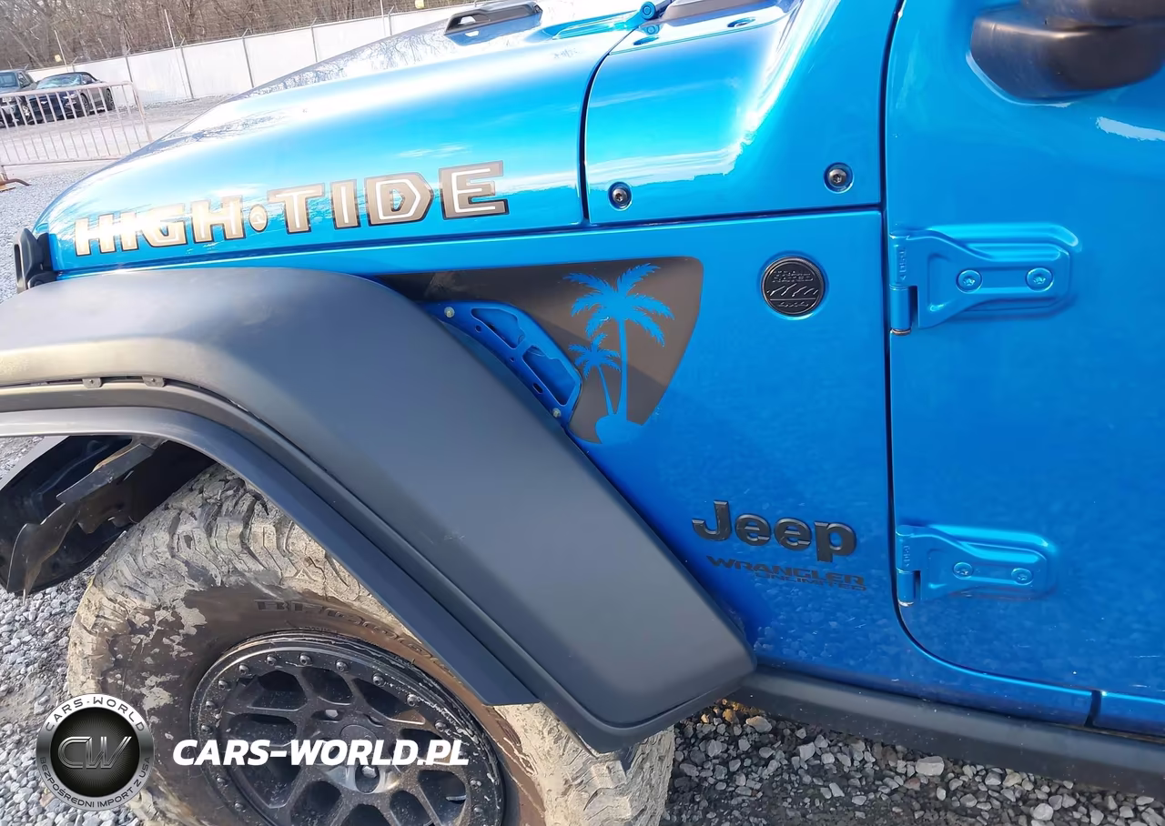 2022 Jeep Wrangler Unlimited High Tide 4X4 VIN:1C4HJXDGXNW244260 - 18