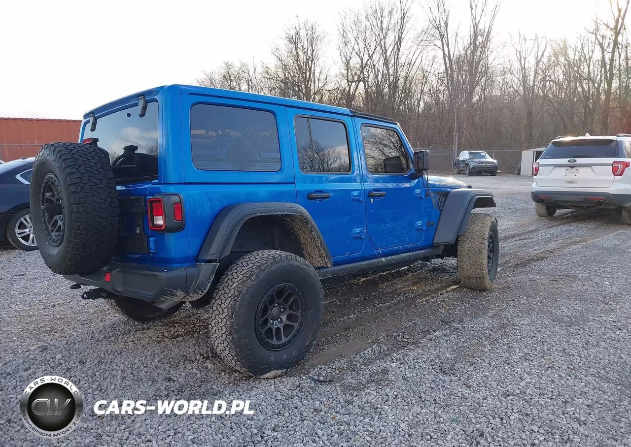 2022 Jeep Wrangler Unlimited High Tide 4X4 VIN:1C4HJXDGXNW244260 - 4