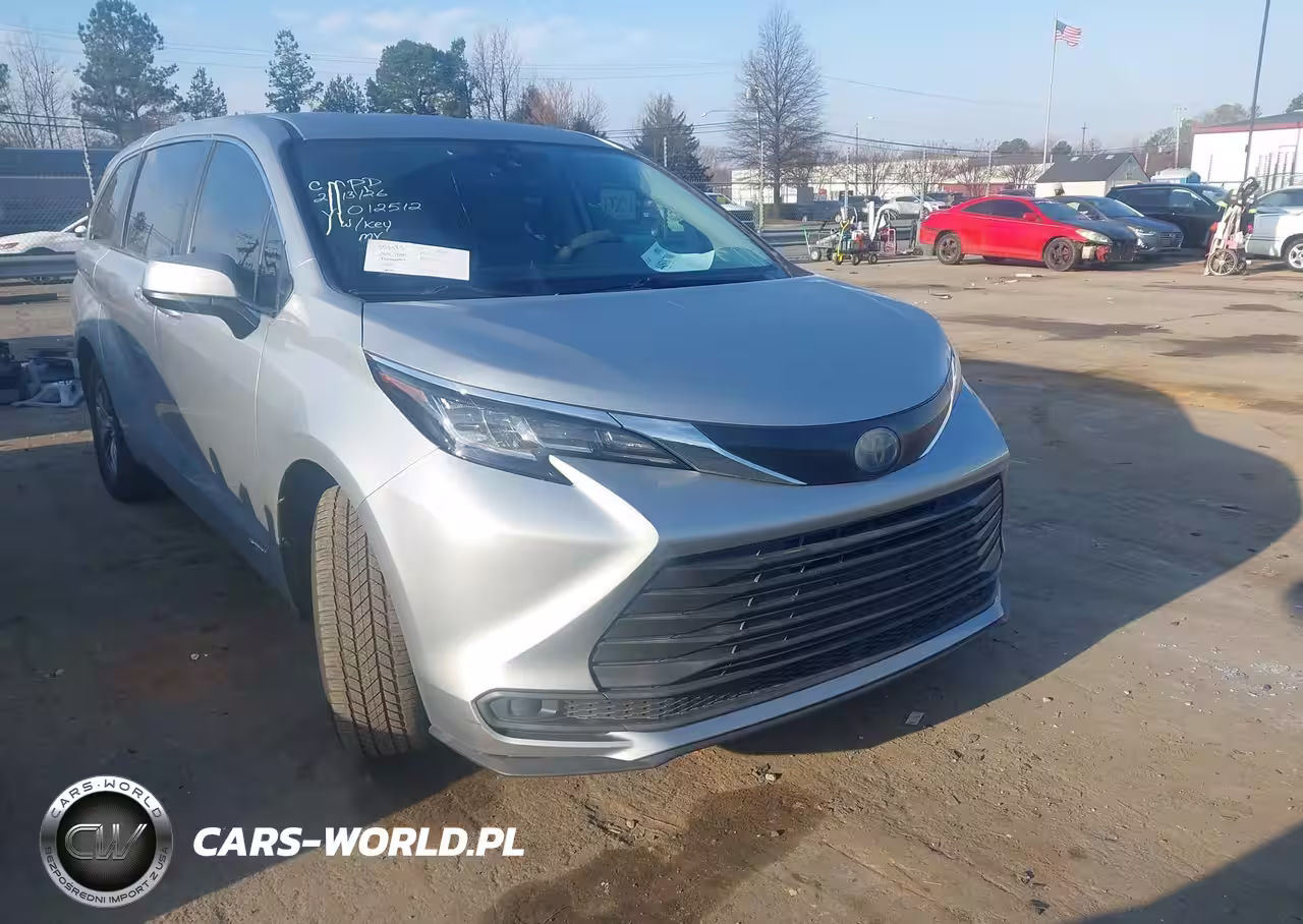 2021 Toyota Sienna Le