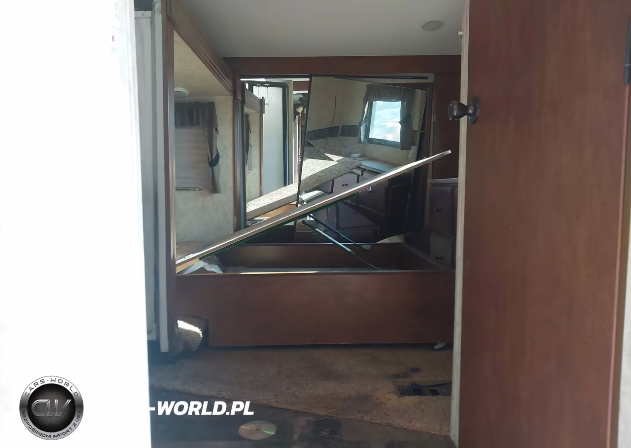 2012 Forest River Chaparral VIN:5ZT3CH1B7CA305074 - 6