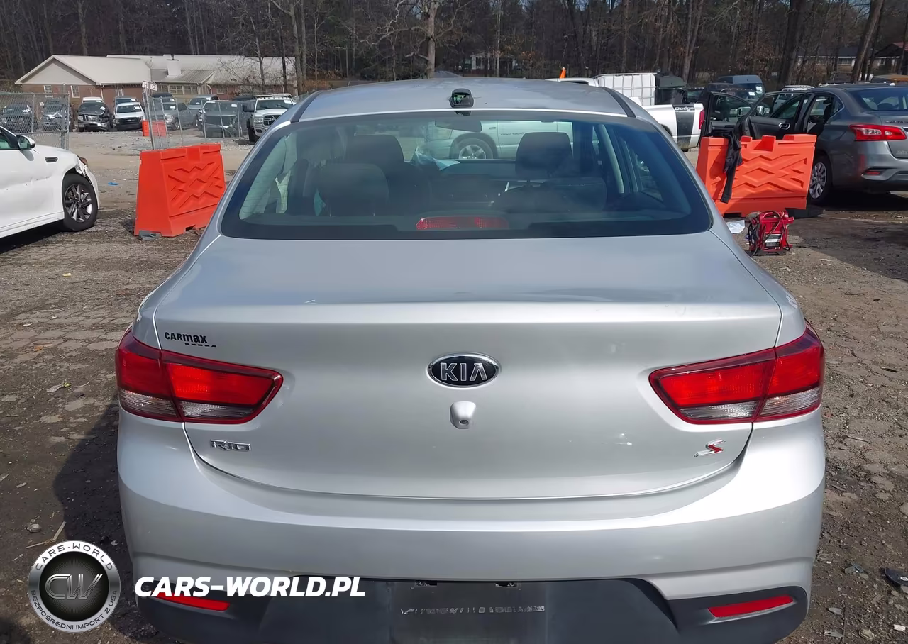 2018 Kia Rio S VIN:3KPA24AB0JE120184 - 16