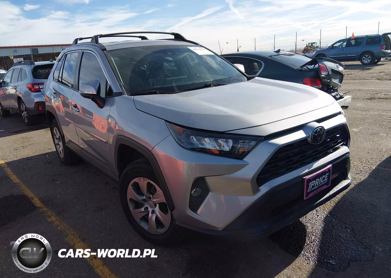 2021 Toyota Rav4 Le – zdjęcie 1 z 15