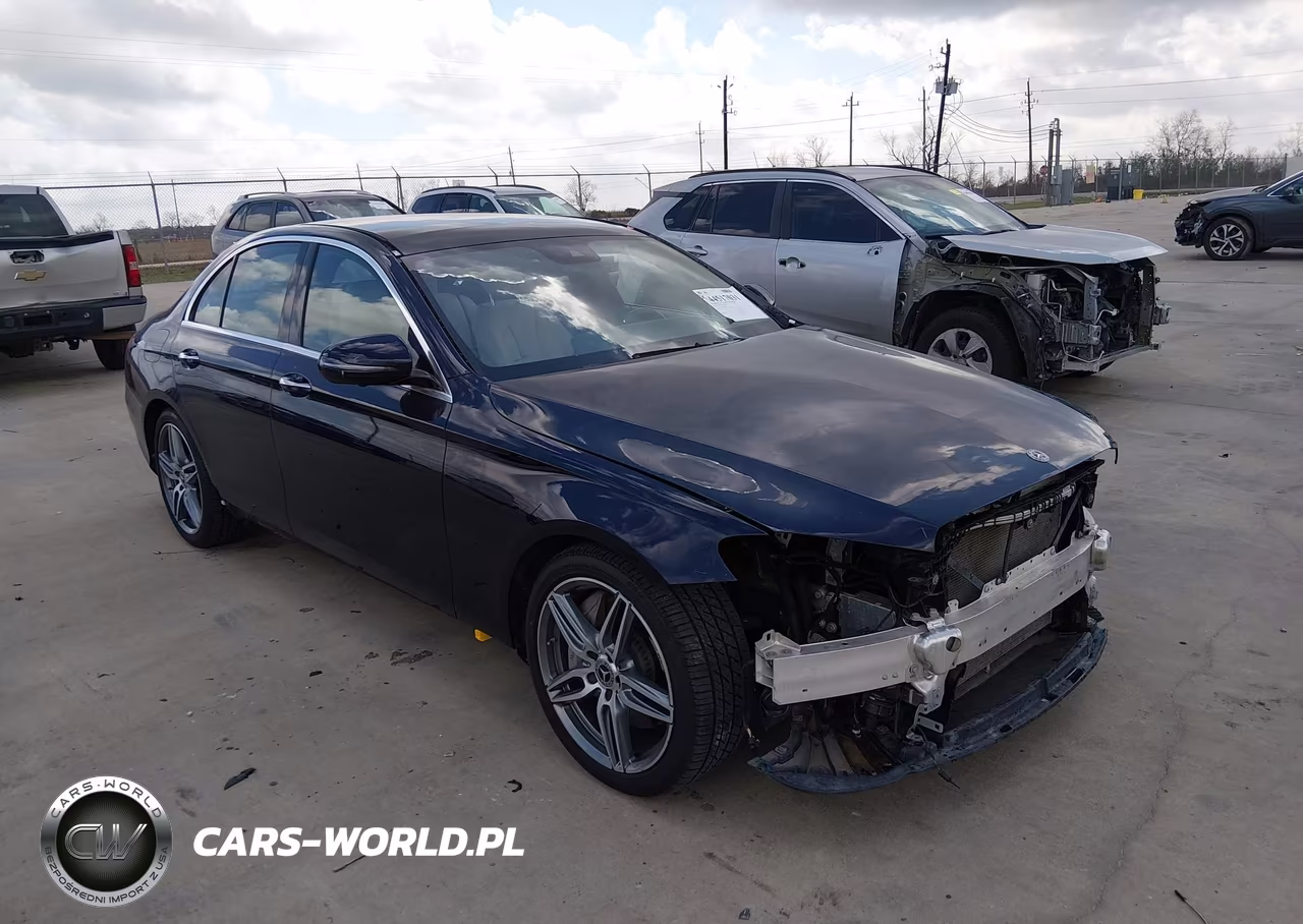 2019 Mercedes-Benz E 300