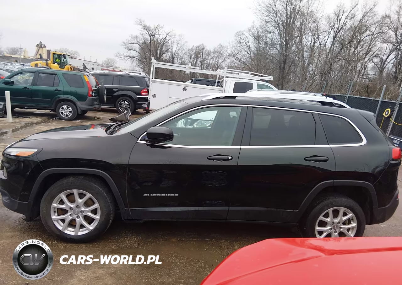 2018 Jeep Cherokee Latitude Fwd VIN:1C4PJLCB4JD587341 - 15