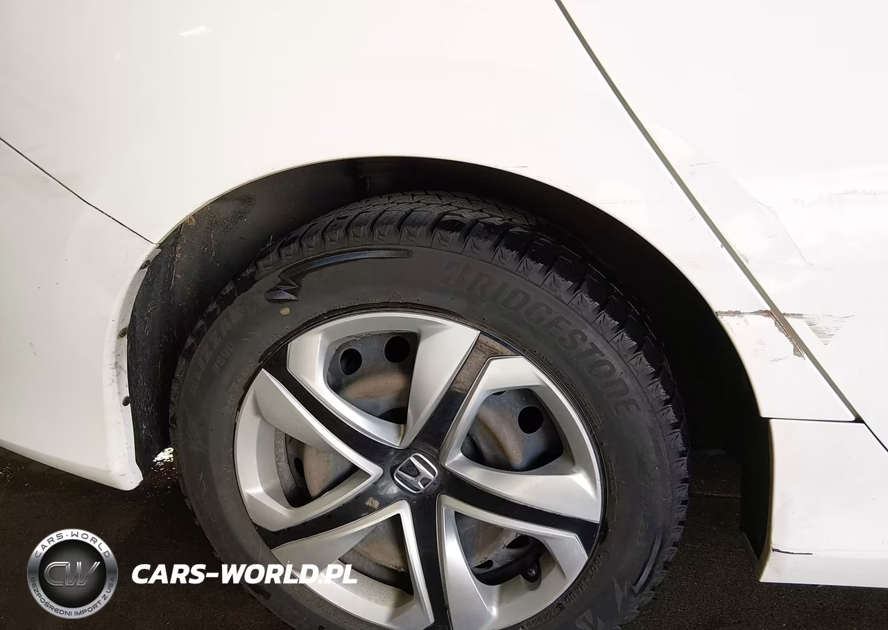 2018 Honda Civic Lx VIN:2HGFC2F52JH583296 - 19