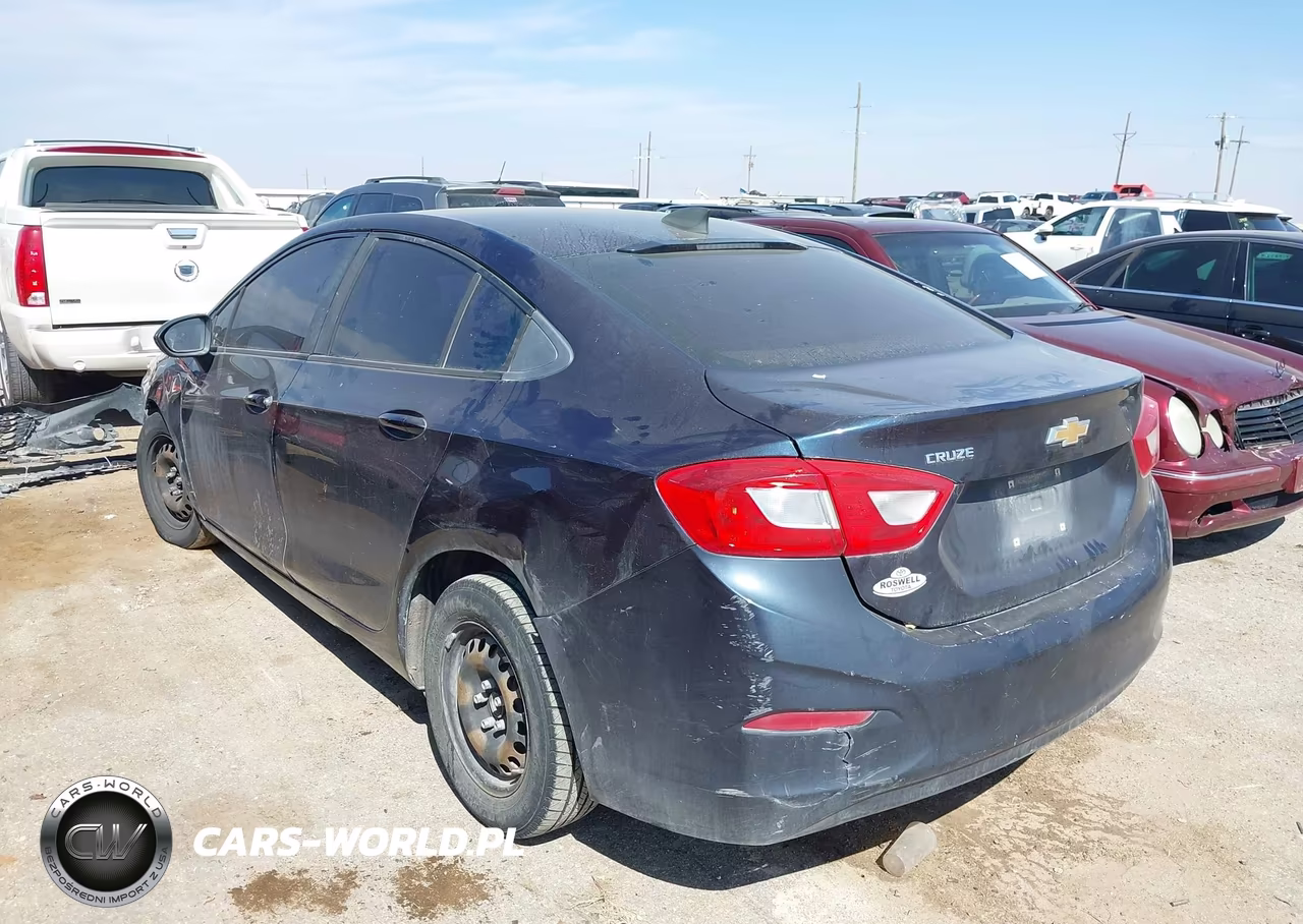 2016 Chevrolet Cruze Ls Auto VIN:1G1BC5SM2G7303174 - 3