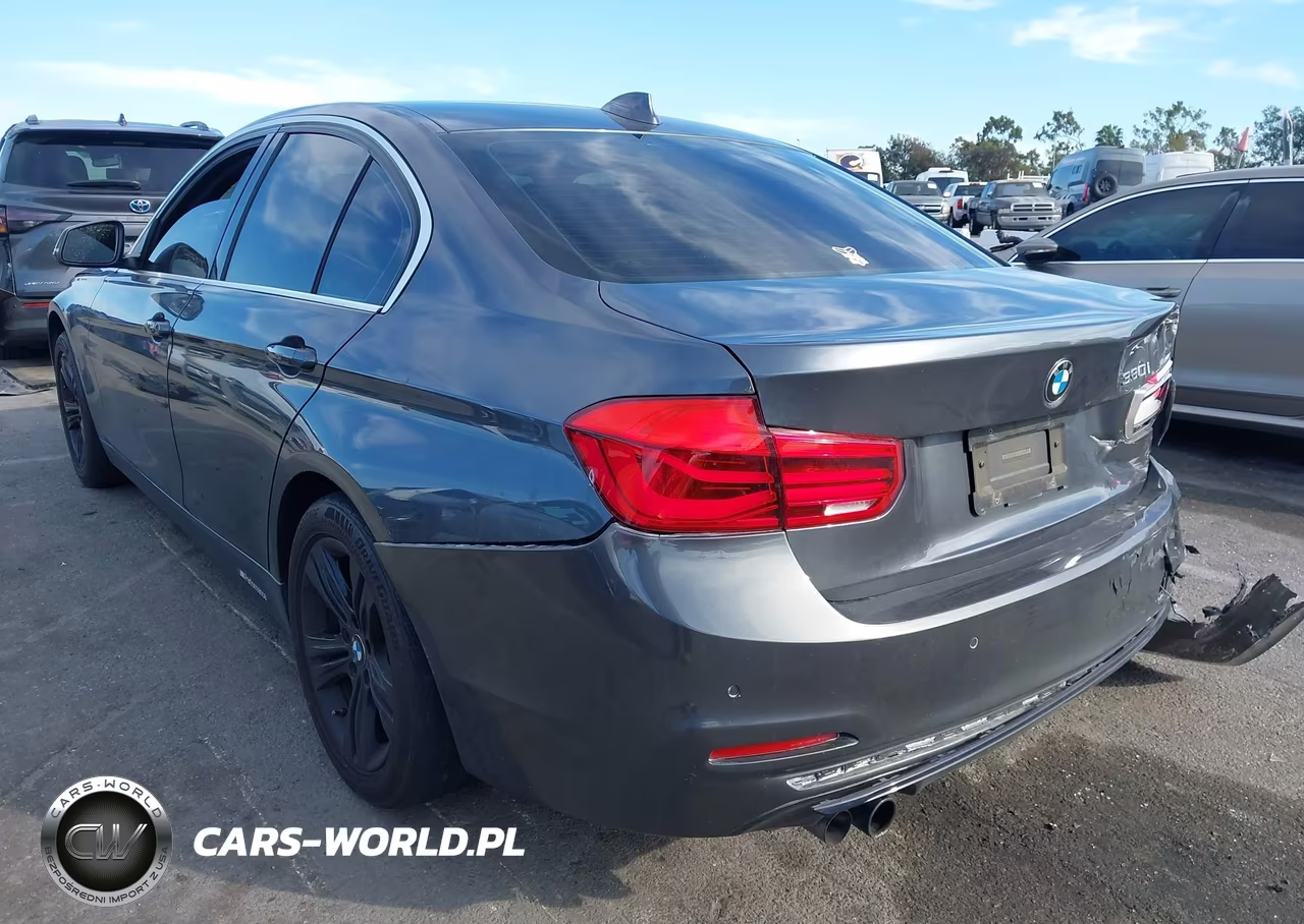 2018 BMW 330I VIN:WBA8B9G58JNV00573 - 3