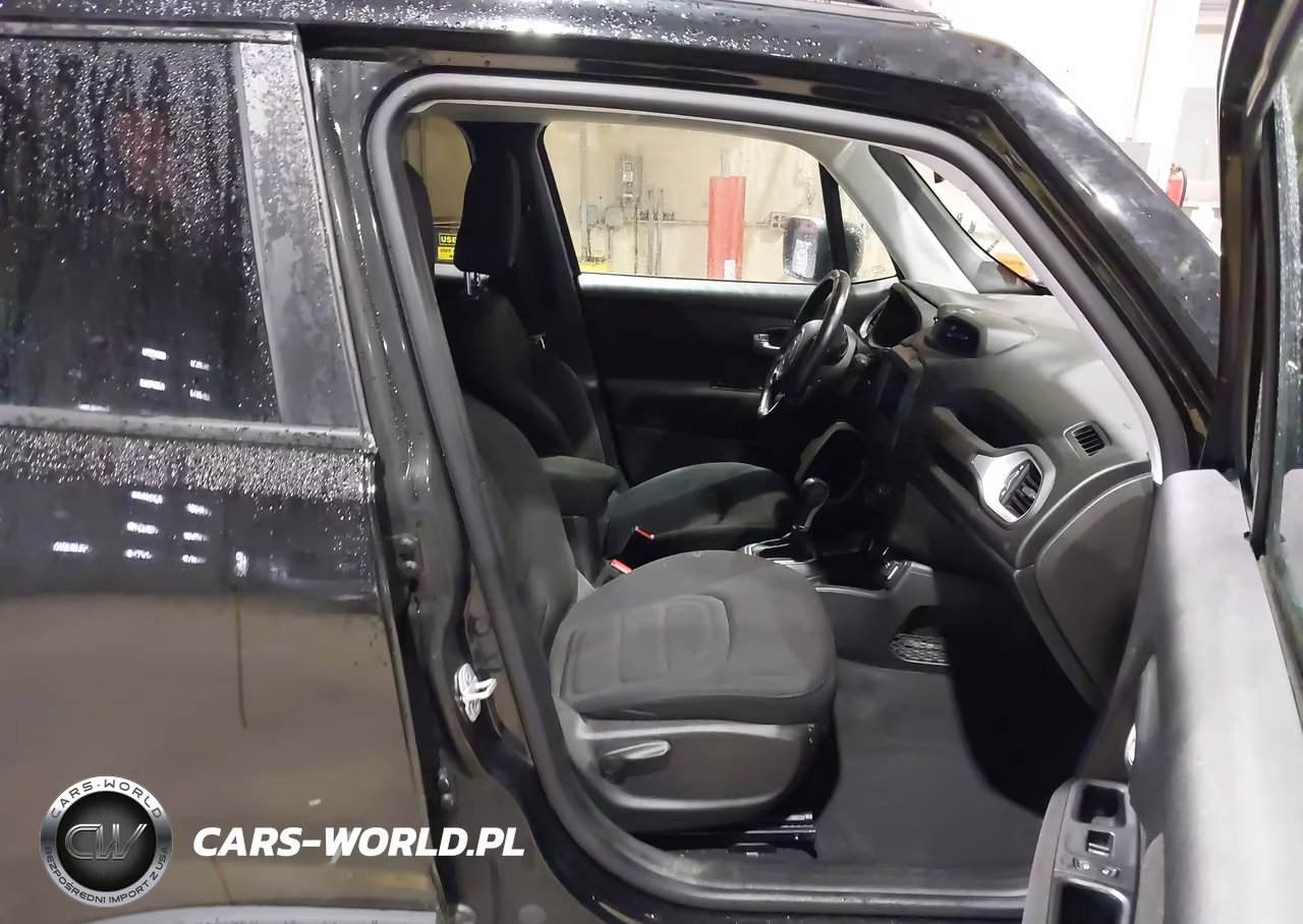 2019 Jeep Renegade Latitude 4X4 VIN:ZACNJBBB9KPJ73457 - 5