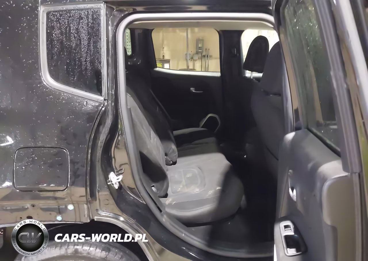 2019 Jeep Renegade Latitude 4X4 VIN:ZACNJBBB9KPJ73457 - 8