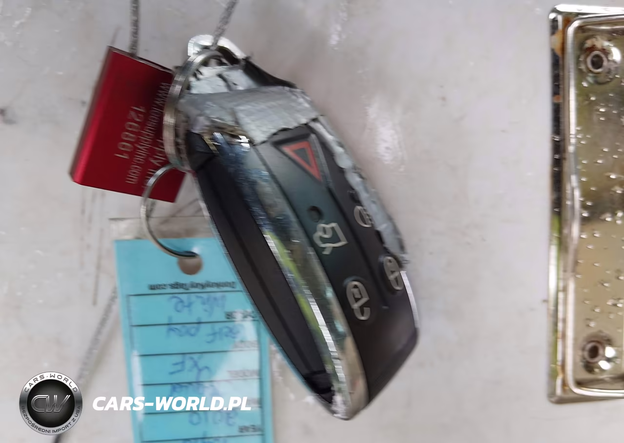 2010 Jaguar Xf VIN:SAJWA0FA1AHR70595 - 11
