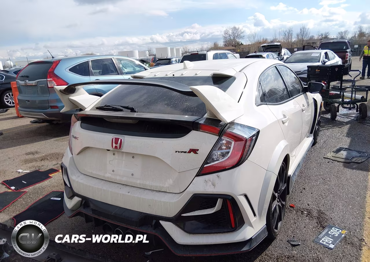 2020 Honda Civic Type R Touring VIN:SHHFK8G75LU200334 - 4