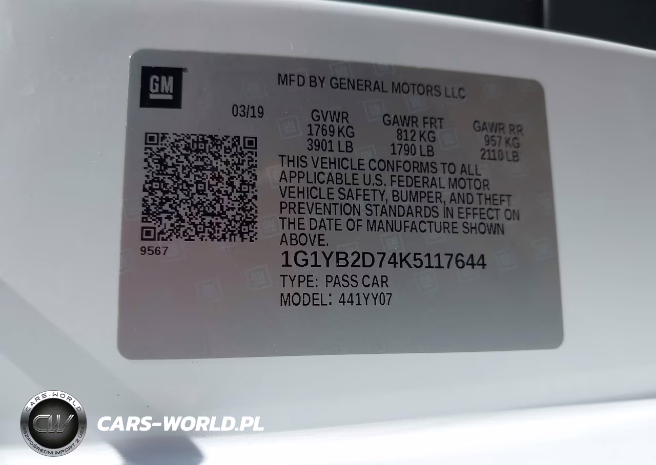 2019 Chevrolet Corvette Stingray VIN:1G1YB2D74K5117644 - 9